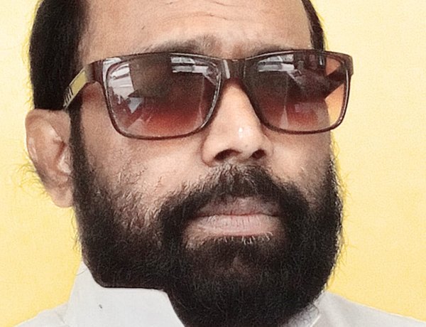 जनसूचना पदाधिकारी सूचना-अधिकार कानून का खुल्लम खुल्ला उलंघन कर रहे हैं-विजय शंकर नायक