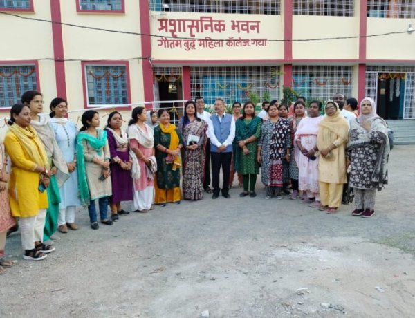 जीबीएम कॉलेज में निरीक्षण के लिए पहुंचीं उच्च शिक्षा की निदेशक डॉ रेखा कुमारी