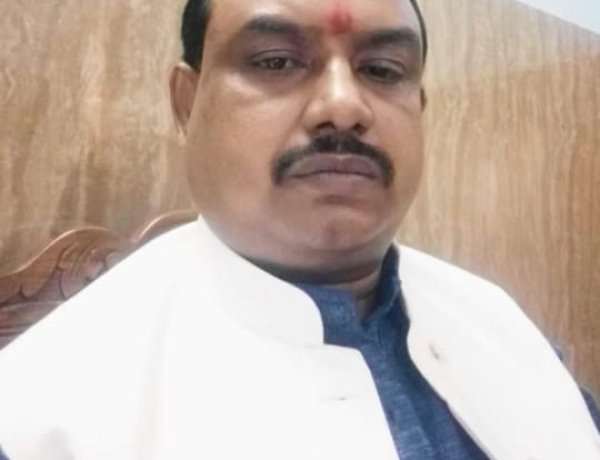 ऑनलाइन क्लास बन्द करने का आदेश जारी करे प्रशासन : कैलाश यादव