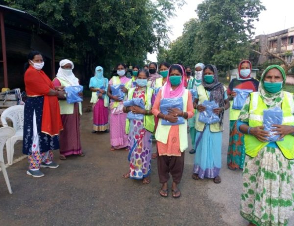 नगर निगम वार्ड संख्या 41 की पार्षद उर्मिला यादव ने चलाया स्वच्छता अभियान