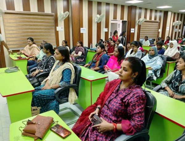 जीबीएम कॉलेज में साइबर चौपाल का आयोजन, साइबर अपराध से सुरक्षा के लिए जानकारी और सतर्कता जरूरी