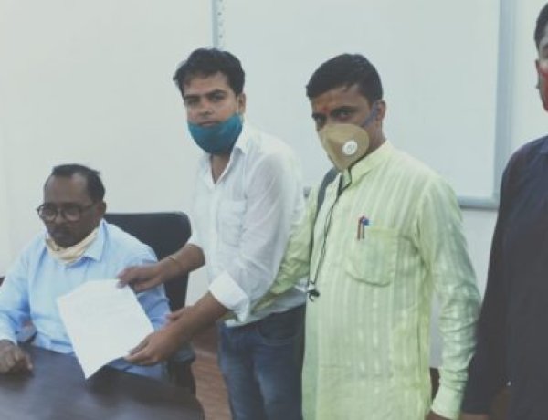 डॉ.श्यामा प्रसाद मुखर्जी की प्रतिमा स्थापित करे विश्वविद्यालय प्रबंधन : आशुतोष द्विवेदी