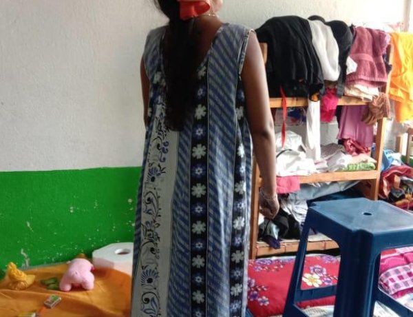 नर्सिंग होम में पंखे से लटकता हुआ नर्स का शव बरामद