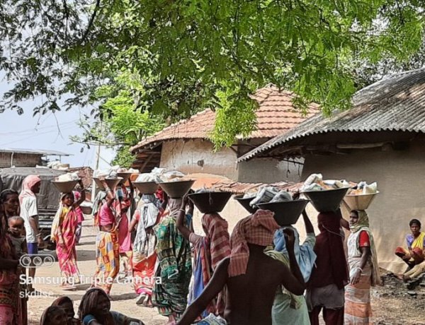 स्वयंसेवी संस्था “गूंज’ ने काम के बदले दिया अनाज