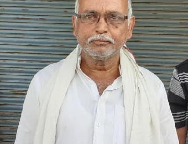 जमीयतुल एराकीन बांट रही ईद किट