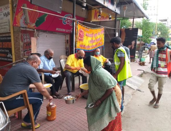 निम्नमध्यवर्गीय परिवार की गंभीरता से चिंता करे सरकार : रोहित शारदा