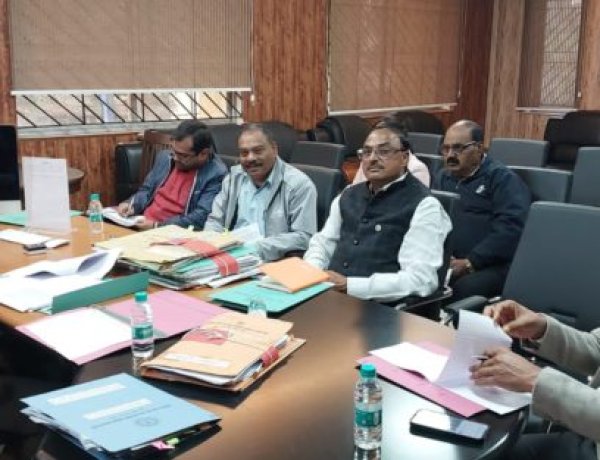 गिग-प्लेटफॉर्म वर्कर्स के न्यूनतम मजदूरी दर के निर्धारण हेतु बैठक में शामिल हुए चैंबर प्रतिनिधि