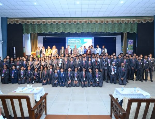 फैकल्टी ऑफ़ कॉमर्स एंड बिज़नेस मैनेजमेंट, सरला बिरला विश्वविद्यालय,राँची द्वारा दो दिवसीय अंतराष्ट्रीय सम्मेलन का समापन
