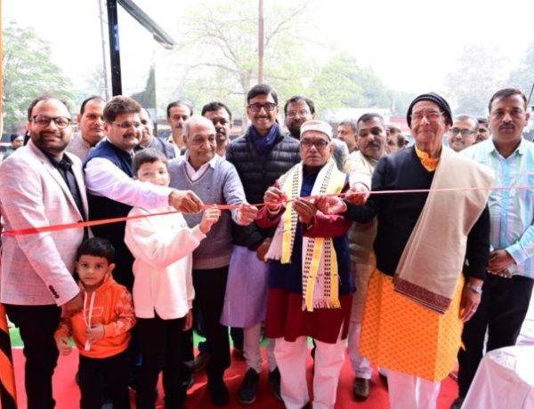 सिंह मोड़ में खुला किलर और जाॅकी का शोरूम