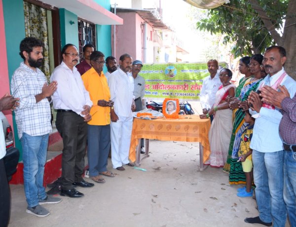 एनइ होरो की 97 वीं जयंती सादगी से मनाई गई,एनई होरो की जीवनी पाठ्यक्रमों में शामिल करने की मांग