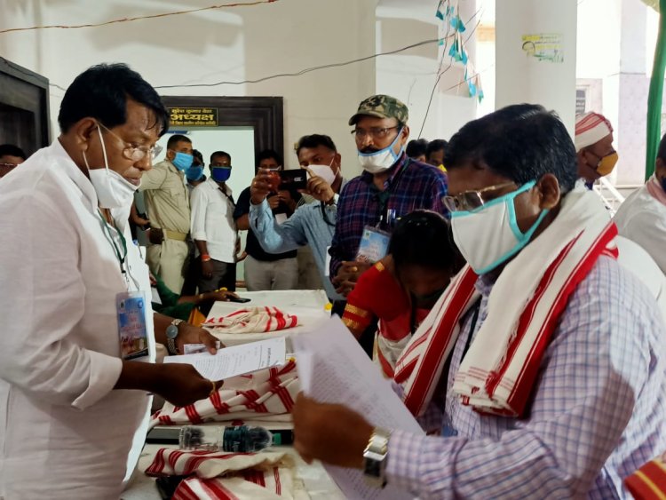 जनजातीय क्षेत्रीय भाषाओं में सहायक अध्यापकों की विशेष नियुक्ति हो-“झारखंडी भाषा बचाओ संघर्ष समिति”।