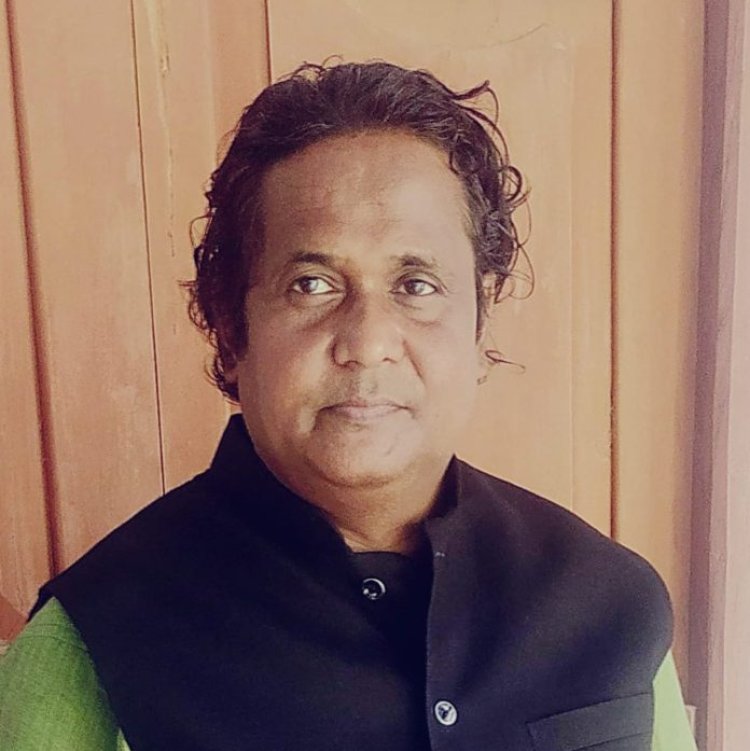 ग्राम निर्माण मंडल ग्राम उद्योग समिति के प्रधान कार्यालय में गणतंत्र दिवस पर खादी तिरंगे झण्डा का निर्माण:- मंत्री सुनील कुमार