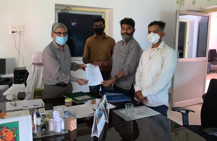 प्रदेश एनएसयूआई का प्रतिनिधिमंडल मिला बीएयू के डीन से