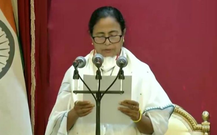 लगातार तीसरी बार मुख्यमंत्री बनी ममता।बंगाल हिंसा पर कही ये बात —