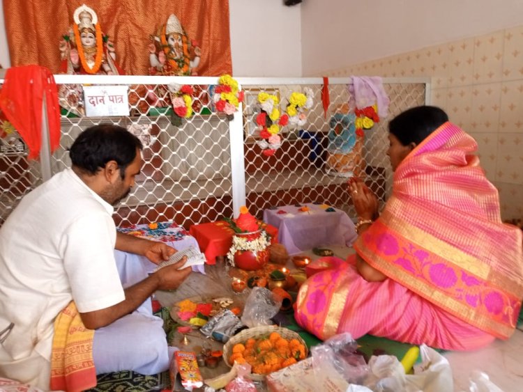 गणेश चतुर्थी पर श्रीगणेश-लक्ष्मी मंदिर में की गई पूजा-अर्चना