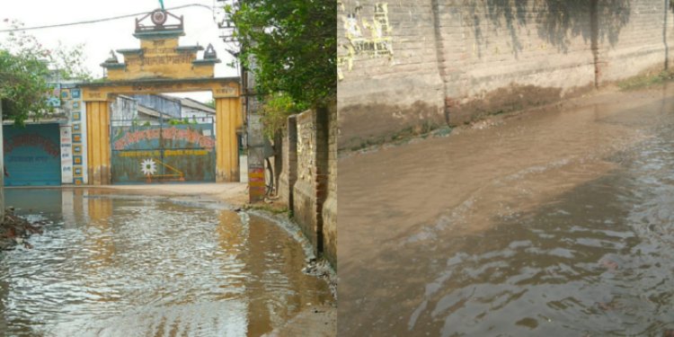 लखीबाग मुहल्ले में जलजमाव व कीचड़ से लोग परेशान