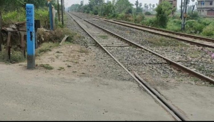 ट्रेन की चपेट में आने से एक व्यक्ति की मौत