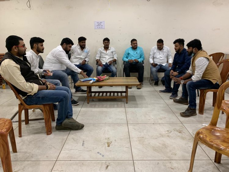 एनएसयूआई के राष्ट्रीय अध्यक्ष नीरज कुंदन के झारखंड आगमन को लेकर बैठक आयोजित