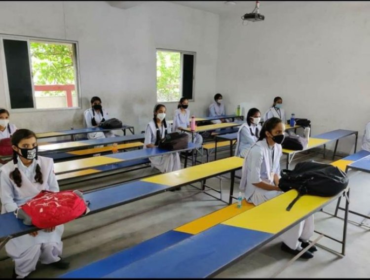 जी.डी. पब्लिक स्कूल में 9वीं एवं 10वीं की पढ़ाई प्रारंभ किया गया:- धर्म शाही