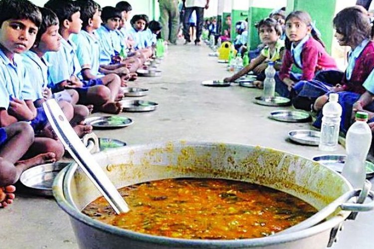 मिड-डे मील की गुणवत्ता की जांच के लिए नियमित रूप में निगरानी, शिक्षा विभाग की तैयारी जोरों पर