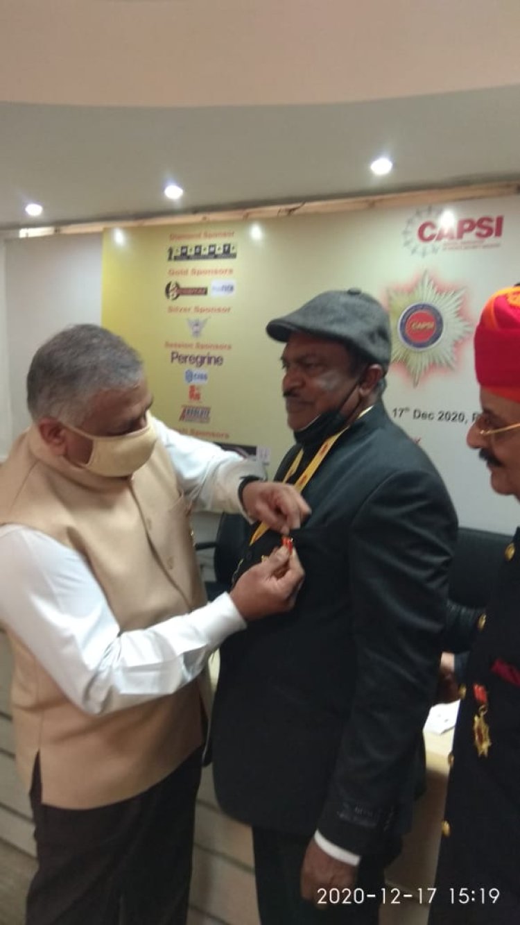 रांची सिक्योरिटी प्राइवेट लिमिटेड एजेंसी के निदेशक अनिरुद्ध सिंह “बैज आॅफ आॅनर” अवार्ड से सम्मानित