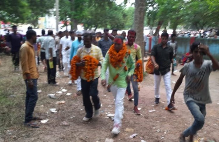 अतरी प्रखण्ड के धुसरी पंचायत से नवलेश सिंह ने पंचायत समिति पद पर किये नामांकन