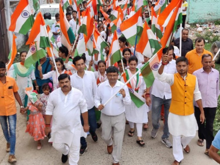 आजादी का 75वीं अमृत महोत्सव जी.डी. पब्लिक स्कूल में हर्षोउल्लास के साथ मनाया गया:-समाजसेवी धर्म शाही