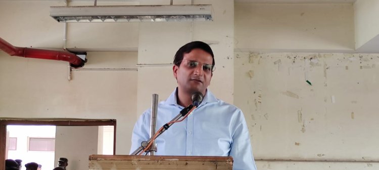 जलस्रोतों में अतिक्रमण को लेकर उपायुक्त ने दिया सख्त निर्देश