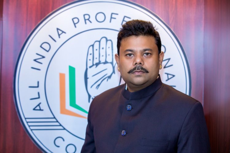 पत्रकारों को कोरोना योद्धा का दर्जा देने की मांग को लेकर आदित्य विक्रम ने मुख्यमंत्री और स्वास्थ्य मंत्री को लिखा पत्र