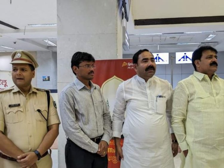 हज यात्रा 2023 के अवसर पर गया अंतर्राष्ट्रीय हवाई अड्डा से हज यात्रियों का पहला जत्था जेद्दाह के लिए रवाना हुआ