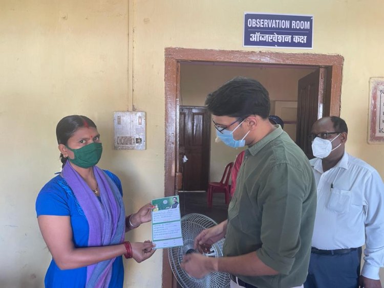 वैश्विक आपदा की चुनौतियों का सामना करते हुए लक्ष्य की ओर अग्रसर हैं उपायुक्त अनन्य मित्तल