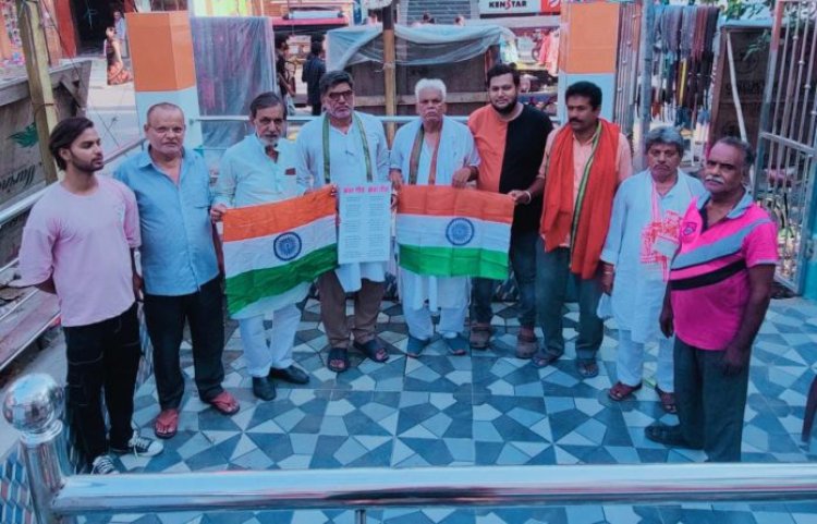 विजयी विश्व तिरंगा प्यारा, झंडा ऊंचा रहे हमारा