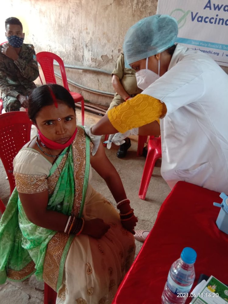 मोबाइल वैक्सीनेशन सेवा से लाभान्वित हुए निर्मल जल प्रतिष्ठान के कर्मी