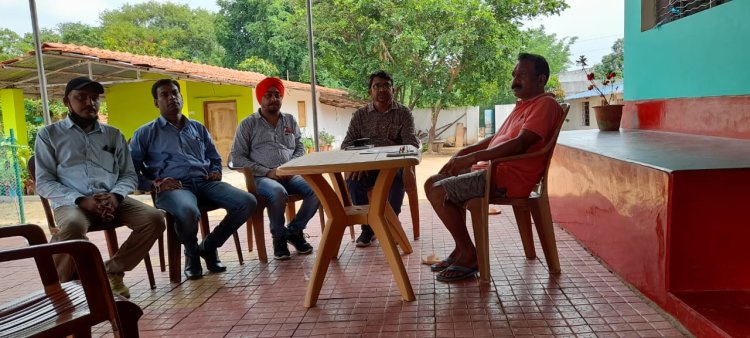 एआइएसएम जेडब्लूए का प्रतिनिधिमंडल मिला पूर्व मुख्यमंत्री मधु कोड़ा से