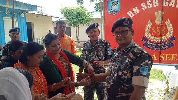 एसएसबी जवानों की सूनी कलाईयों पर बांधी राखी, महिलाओं ने जवानों की आरती उतार बांधी राखी, अपनी और भारत माता की रक्षा का लिया वचन