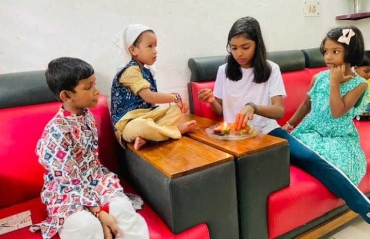 रक्षाबंधन पर भाइयों ने लिया रक्षा का संकल्प