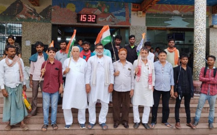 साढे तीन वर्षों से बंद भारतीय रेल किराया मे वरिष्ठ नागरिको को मिलने वाली रियायत संसदीय समिति की सिफारिश के बाद अविलंब शुरू करे सरकार