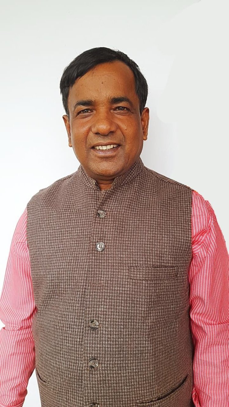 कोरोना से मृत लोगों की स्मृति में लगाएं पौधा : तुषार कांति