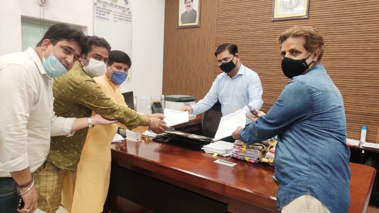 अभिभावक संघ का प्रतिनिधिमंडल मिला शिक्षा सचिव से, निजी स्कूलों के मनमानी से कराया अवगत