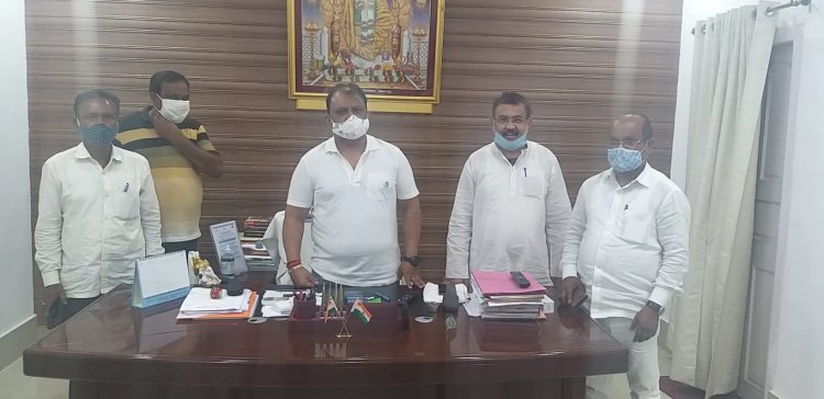 मंत्री मिथलेश ठाकुर से मिले प्रदेश अल्पसंख्यक के महासचिव वाहिद खान