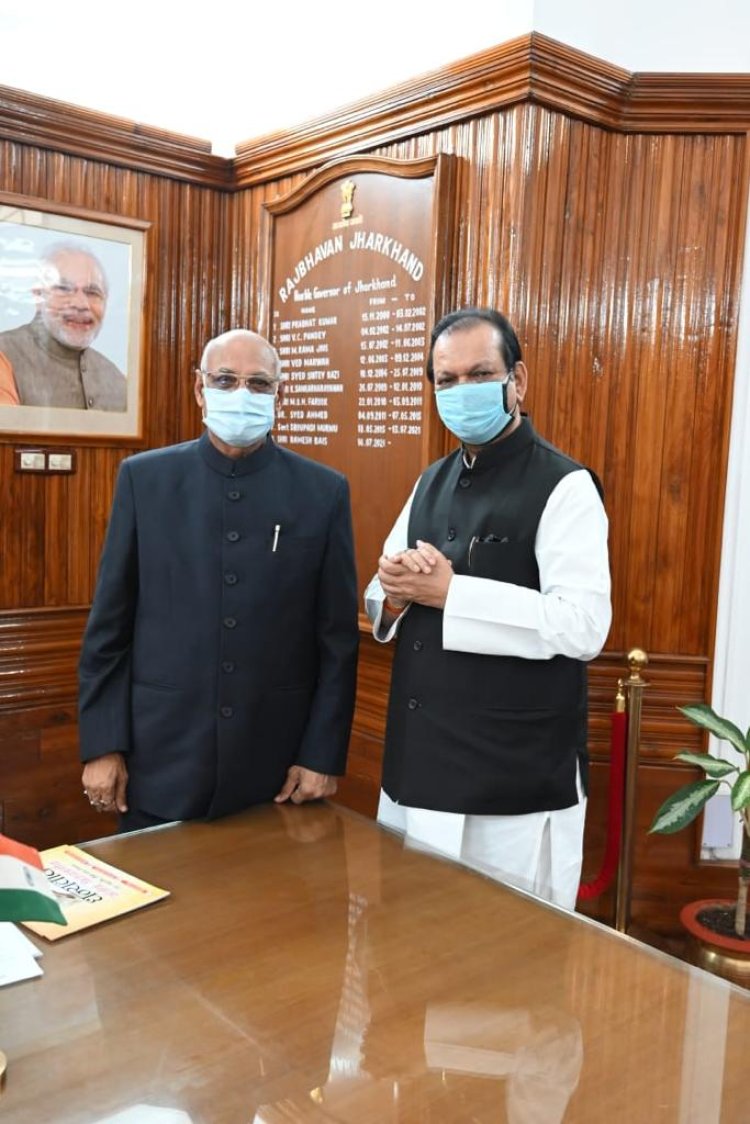 पूर्व केंद्रीय मंत्री सुबोधकांत सहाय मिले राज्यपाल से