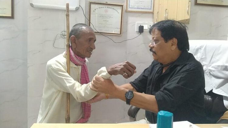 नि:शुल्क चिकित्सा शिविर का आयोजन, शिविर में 310 मरीज लाभांवित, मरीजों को दी दवाइयां