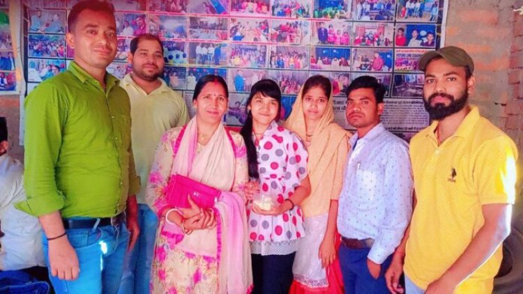 फ्यूचर लाइन कोचिंग सेंटर के विद्यार्थियों ने बिहार बोर्ड मैट्रिक परीक्षा में दिखाया सफलता का जलवा:- निदे॔शक मो‌. दाऊद