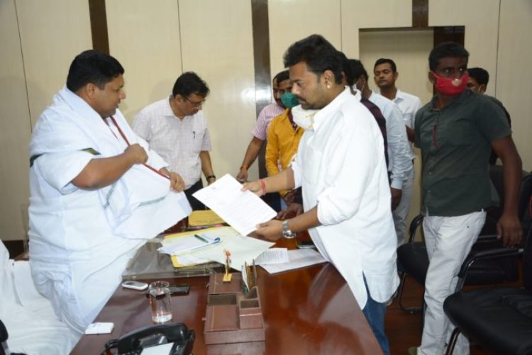 प्रोफेशनल कांग्रेस का प्रतिनिधिमंडल मिला कृषि मंत्री से