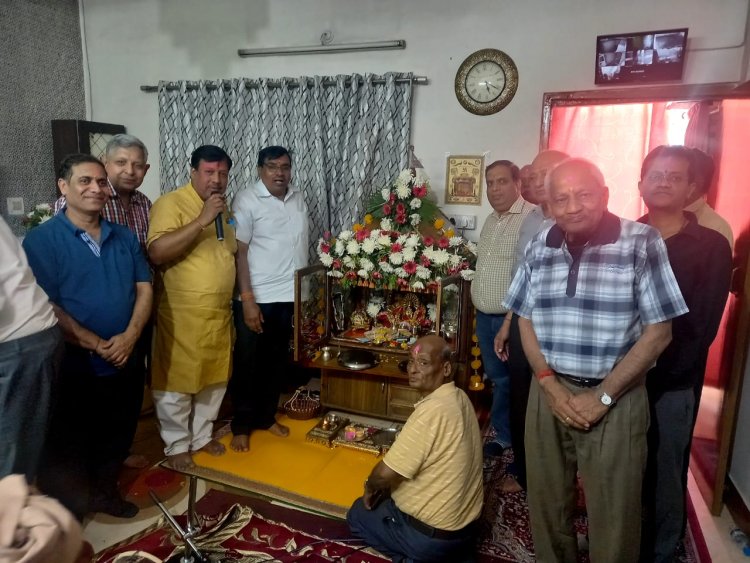 होली एवं एकादशी के उपलक्ष्य में फाग महोत्सव पर सत्संग कीर्तन आयोजित