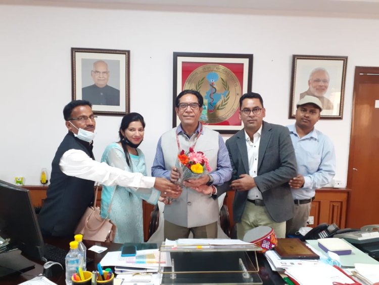 ऑल इंडिया ब्लड बैंक एम्पलाइज एसोसिएशन का प्रतिनिधिमंडल मिला केंद्रीय स्वास्थ्य महानिदेशक से