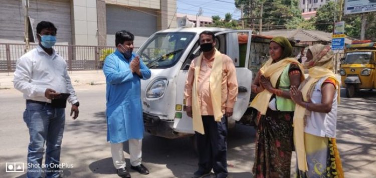 अजय राय ने कोरोना योद्धाओं को किया सम्मानित