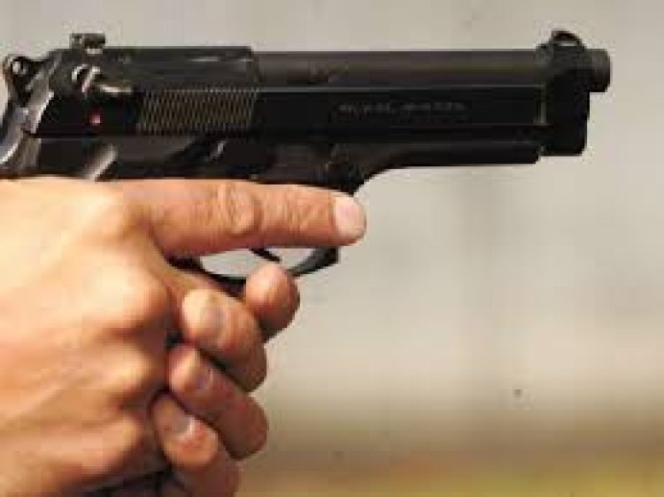 विधायक ढुल्लू महतो के करीबी चुनचुन-अशोक पर हुई गोलीबारी,बाल-बाल बचे