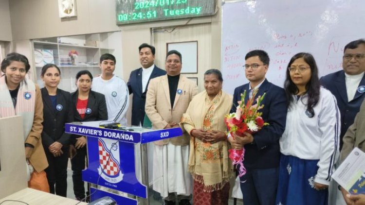 सबसे लंबे कंप्यूटर प्रोग्रामिंग पाठ का गिनीज वर्ल्ड रिकॉर्ड