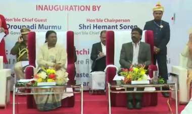 इंटरनेशनल कांफ्रेंस ऑन ट्राइबल फिलोसोफी के उद्घाटन समारोह में पहुंचे राज्यपाल द्रौपदी मुर्मू एवं सीएम हेमंत सोरेन